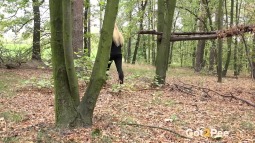 Long-Time Pissing Blonde In The Woods screen cap #22